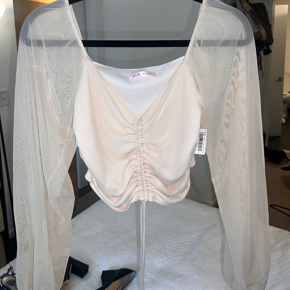 Blue Blush Boutique Crop Cinch Top (M)